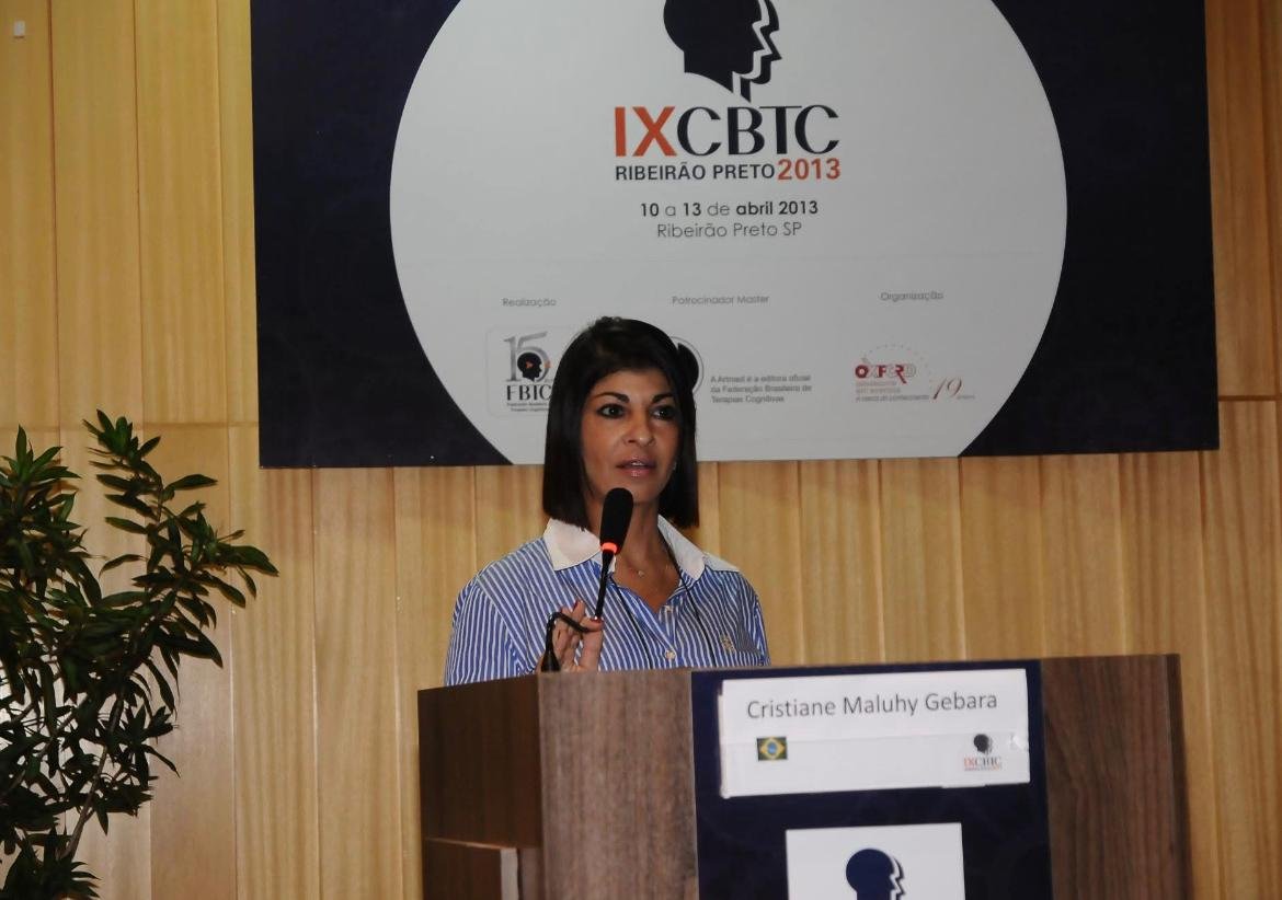 Cristiane Maluhy Gebara palestrando no IX CBTC 2013, em Ribeirão Preto