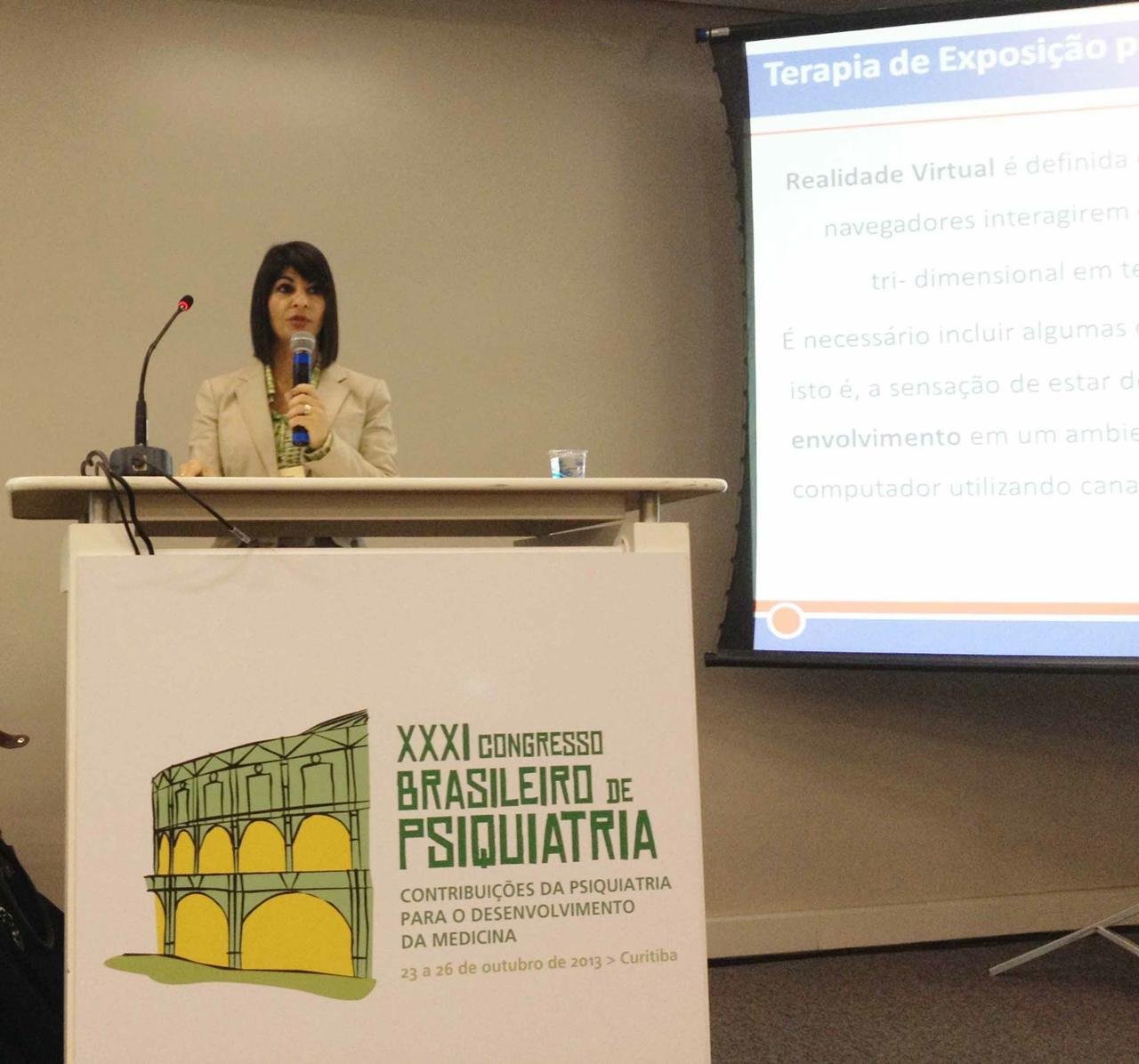 Cristiane Maluhy Gebara palestrando no XXXI Congresso Brasileiro de Psiquiatria, 2013